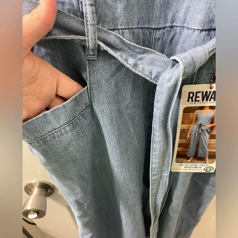Rewash NWT Juniors' Belted Denim Jumpsuit - Picture 7 of 12